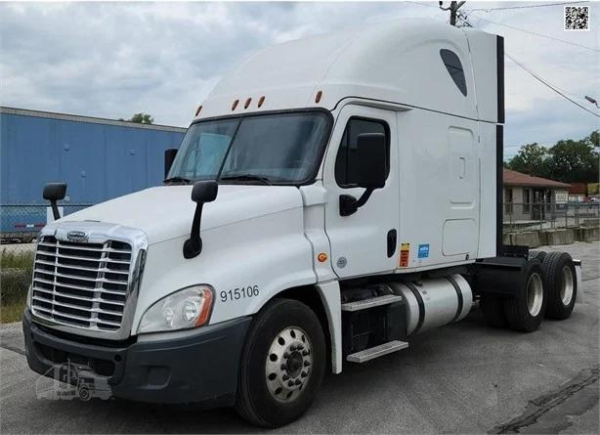 FREIGHTLINER CASCADIA 125 For Rent & Sale